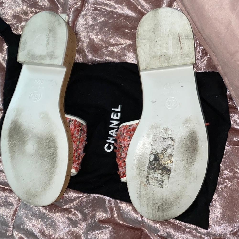 Chanel slides - Picture 3 of 4